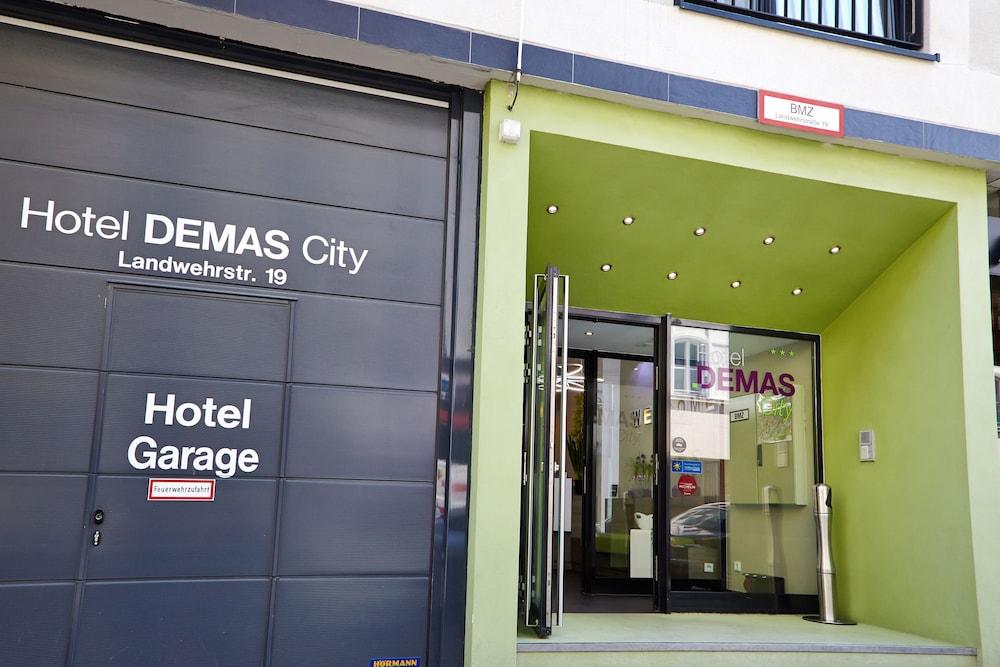 Demas Munich